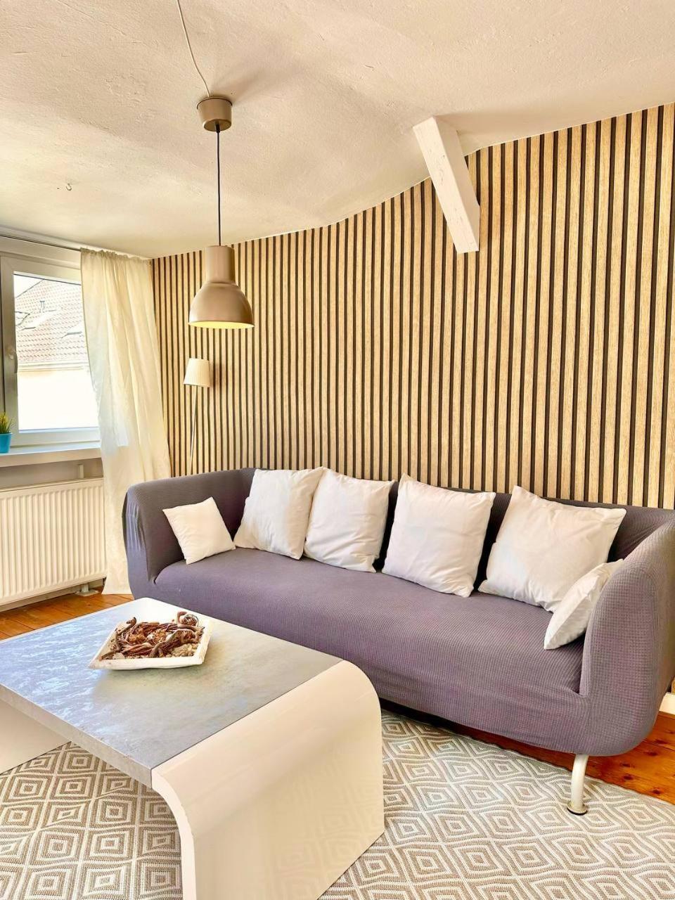 Schoenes City-Apartment Mit 2 Schlafzimmer, Parkplatz, Ruhig Und Hell, D46-Dg 올덴부르크 외부 사진