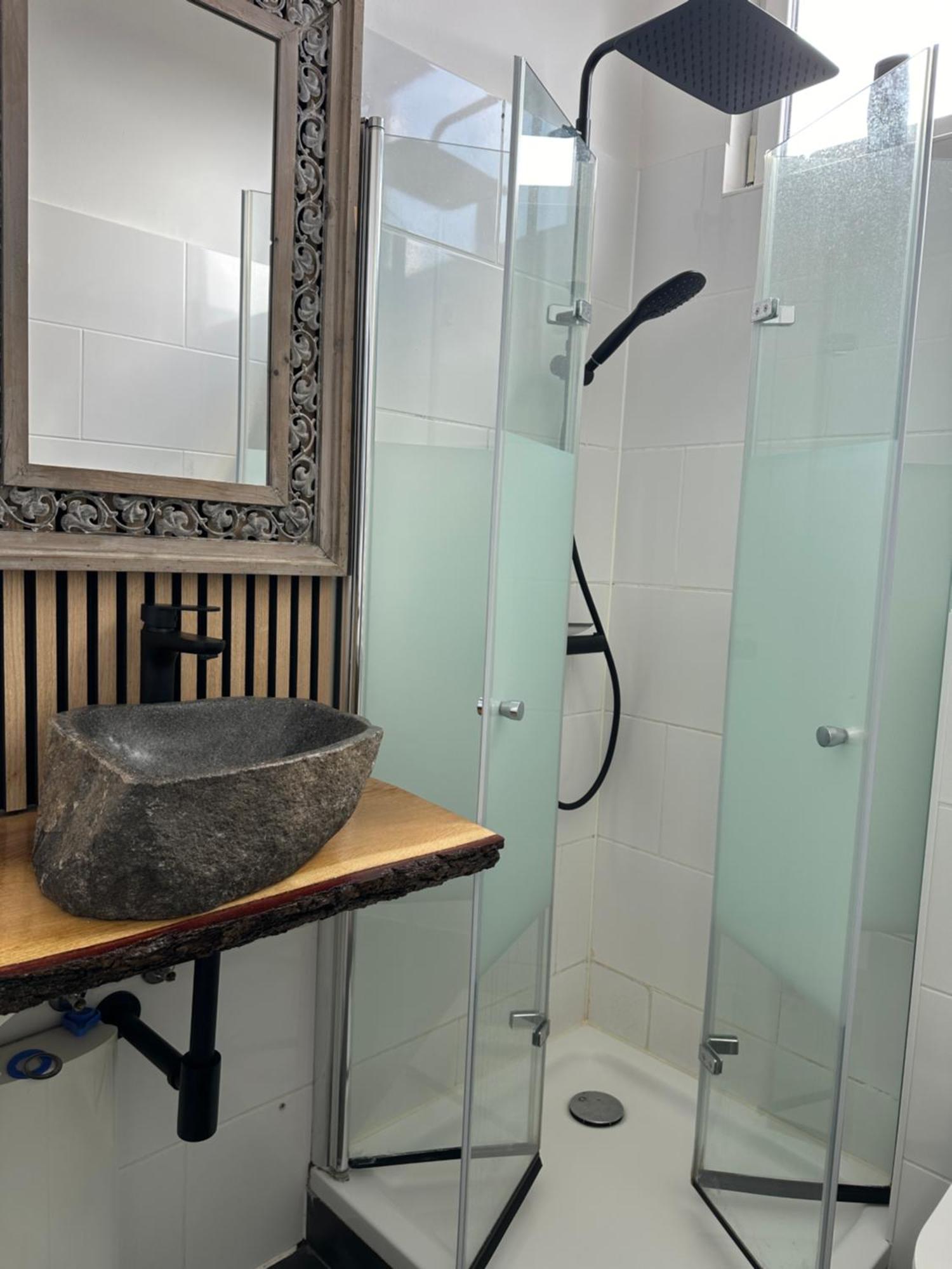 Schoenes City-Apartment Mit 2 Schlafzimmer, Parkplatz, Ruhig Und Hell, D46-Dg 올덴부르크 외부 사진